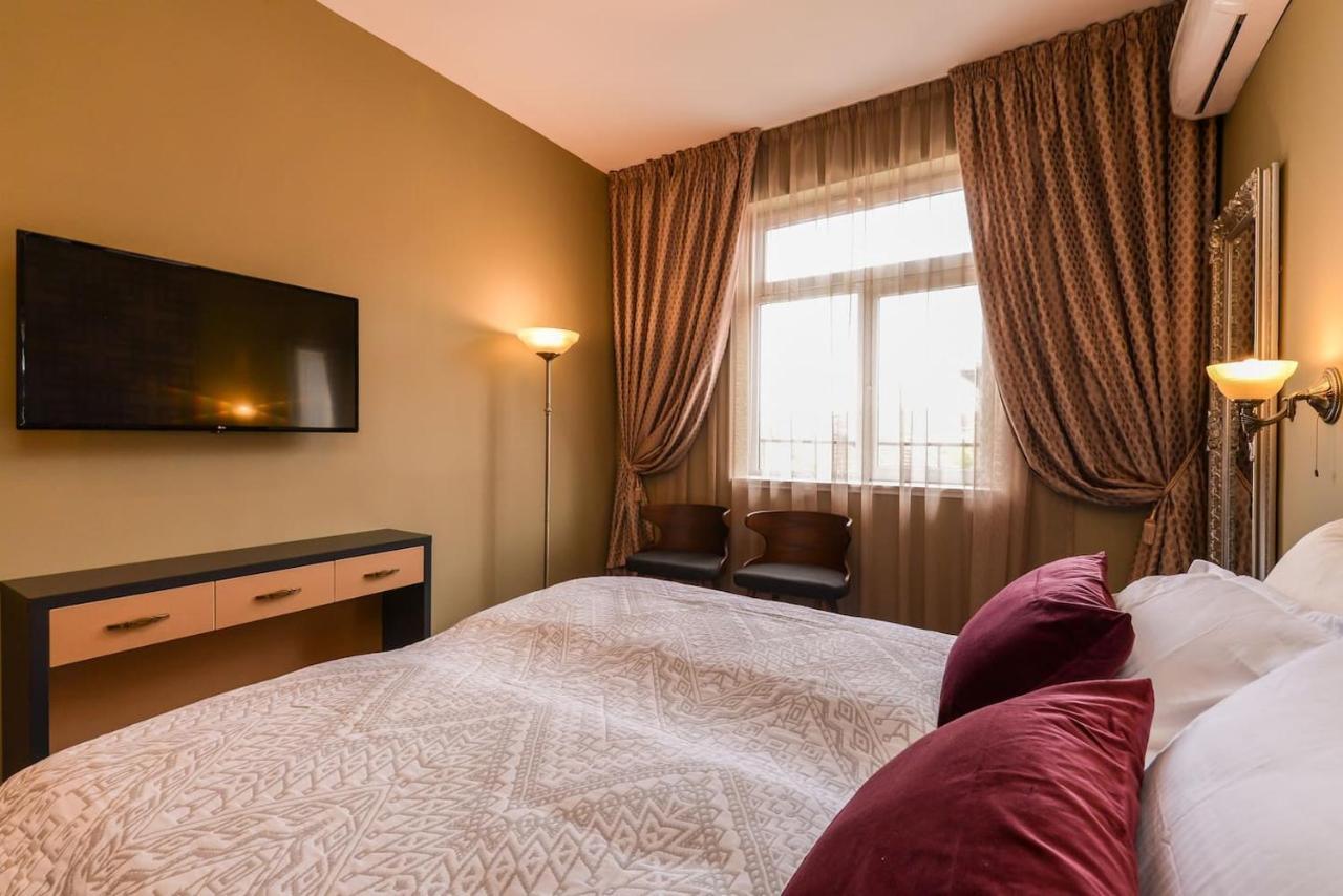 Sofia Dream Apartments - Jazzy Two Bedroom Suite By Flat Mаnager Екстериор снимка